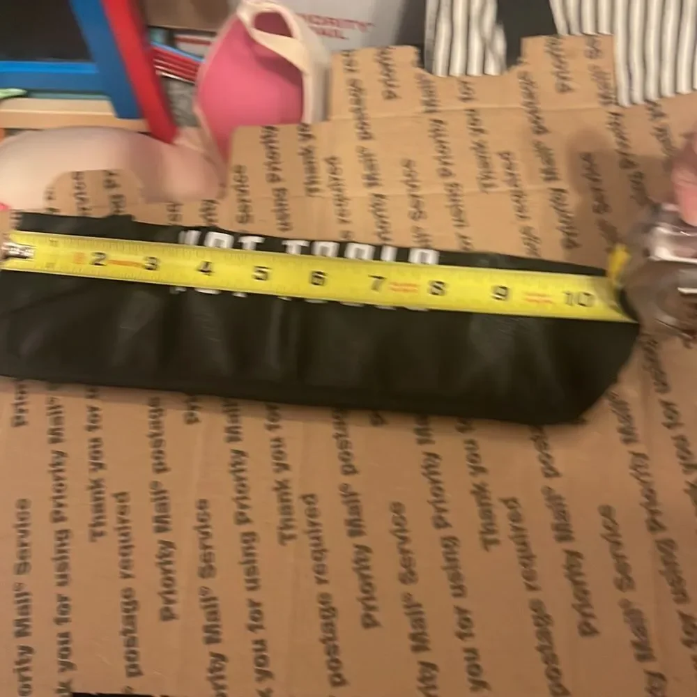 Hot tools travel size bag for flat iron